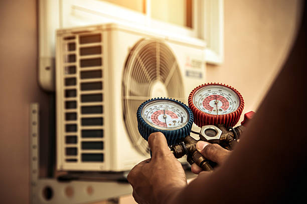 Professional Ductwork Repair technician working in Stockton, UT